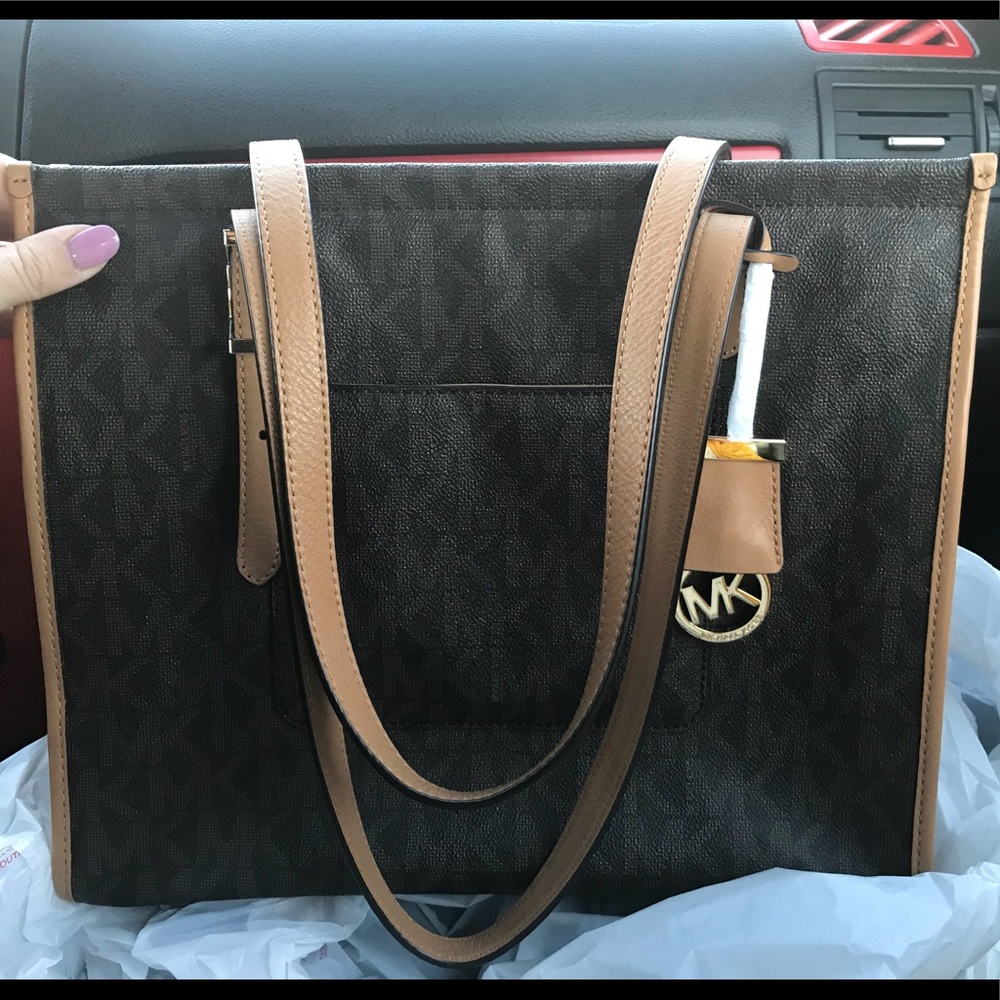 Trade for Ashley 💕